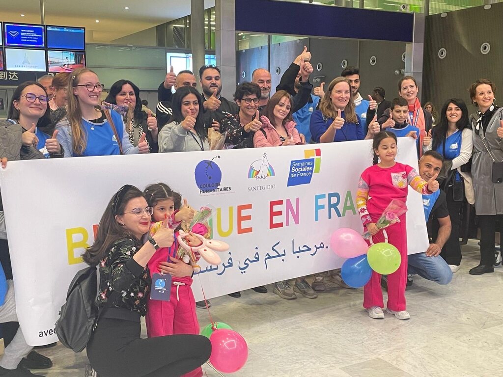 El 25 d'abril, noves famílies de refugiats van arribar a Roissy gràcies als Corredors Humanitaris promoguts per Sant'Egidio
