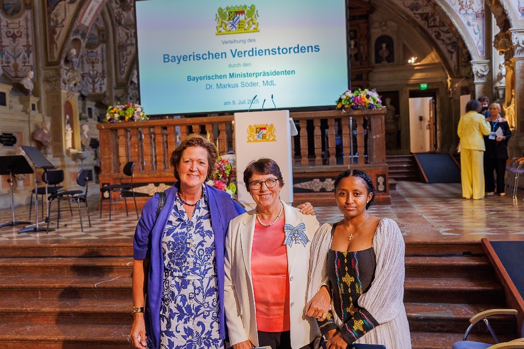 München: Ministerpräsidnet Söder hat Ursula Kalb den Bayerischen Verdienstorden verliehen und vor allem den Einsatz von Sant'Egidio für die Obdachlosen hervorgehoben