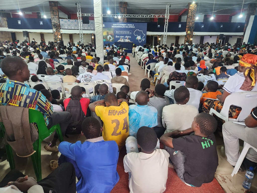 Sant'Egidio em Moçambique, uma árvore que dá muitos frutos: as Comunidades da Província de Nampula reunidas em duas grandes assembleias com Andrea Riccardi